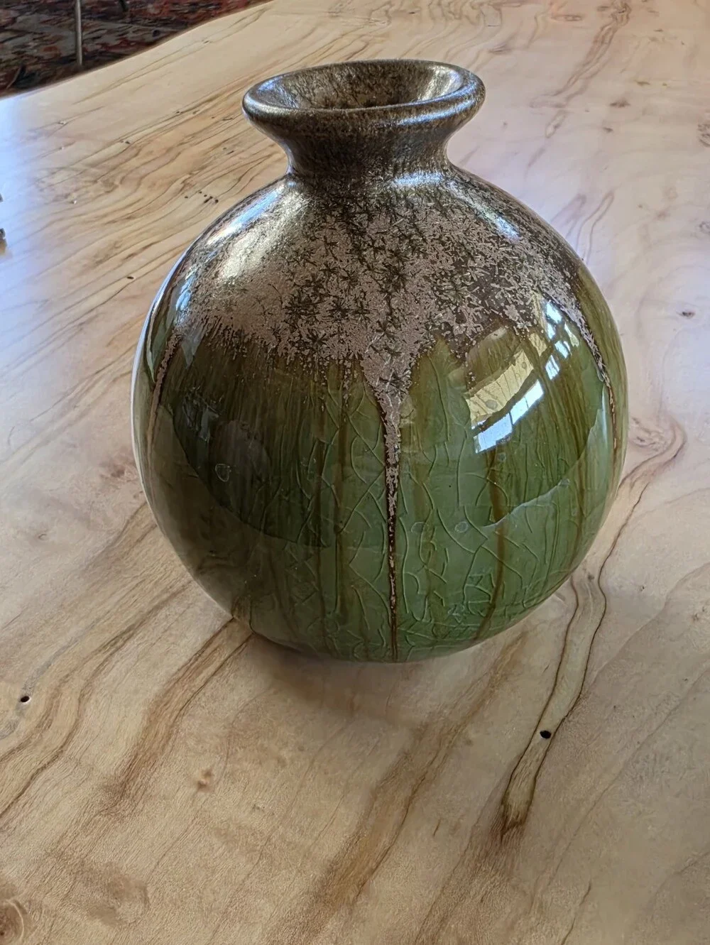 Handcrafted Green Ceramic Reed Diffuser Vase - Cabin Rustic Lodge - EUC